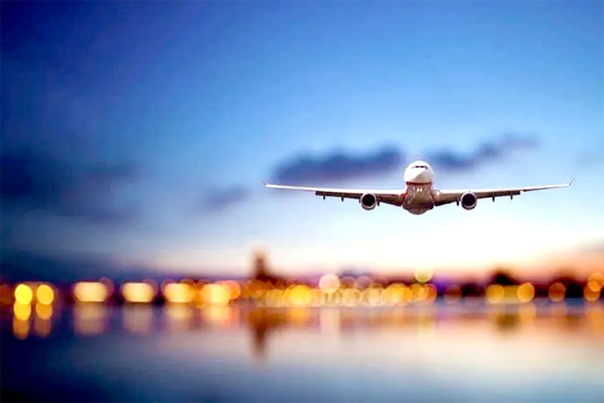 Strong winds and storm: More than 200 flights affected at Delhi airport, more than 40 diverted to other airports.